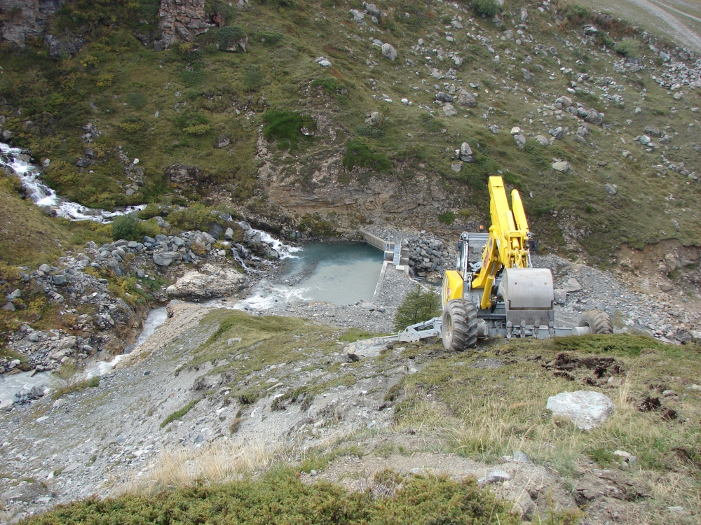 travaux difficile pelle araignée